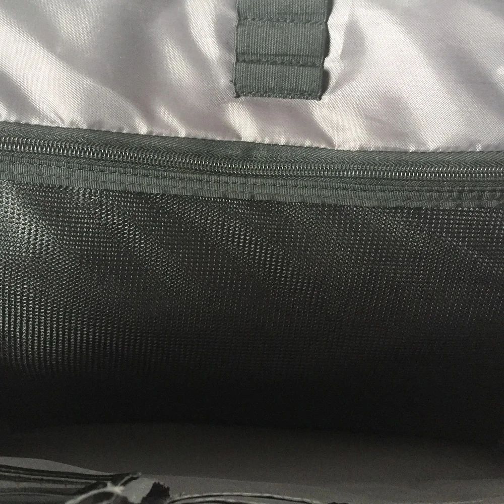 Targus NWOT black laptop Briefcase messenger lightweight - Grad first Job travel